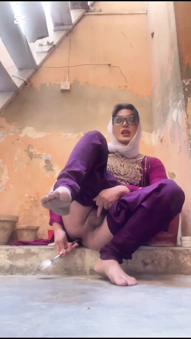 Imagine, How Does Separated Wife, Manages Masterbation