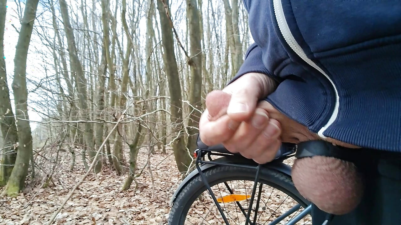 J’ai excité pendant la balade à vélo