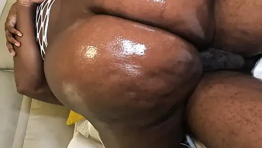 Crot di dalam di sofa