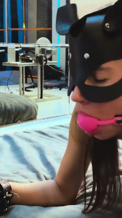 Submissive Slave Gets Beautiful Pussy Fucked By Fucking Machine | Clip 1