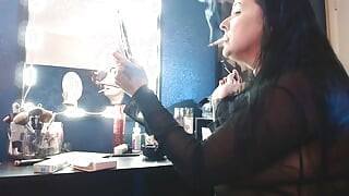 Atârnând Long Virginia Slims 120 țigară