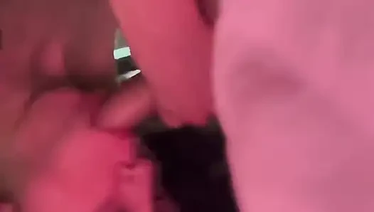 Kocası Işteyken Komşunun Dövmeli Kaltağı Salya Akıtan Sakso