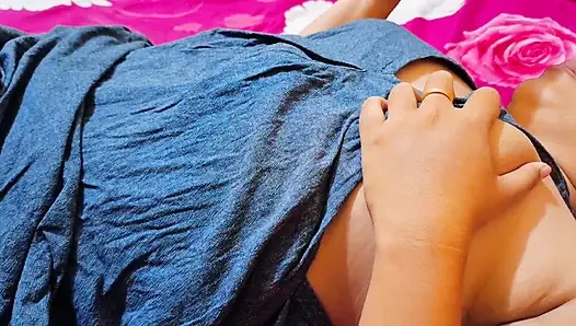 Hot!! Aunt Jenny Sange wants to fuck