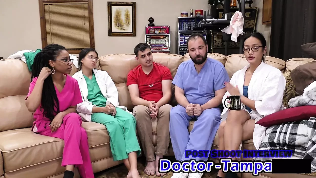 Dr Tampa - Ariju Nikol kateteriše doktor Tampa
