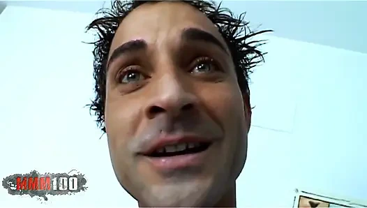 Bella и Angie Kiss французских рыжих худеньких крошок в интенсивном анальном тройничке с Хорхе Фернандесом