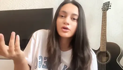 Apa yang harus dilakukan jika pacar Anda memiliki bau yang tidak sedap dari vagina?
