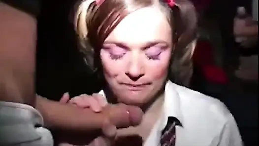 Siswi nakal ini diento gaya doggy habis-habisan