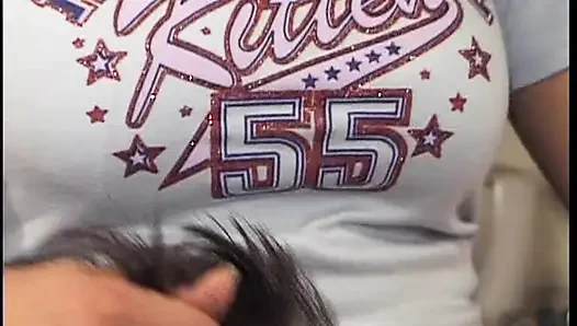 Mature MILF Squirts Wildly on Old Man's Face in Threesome