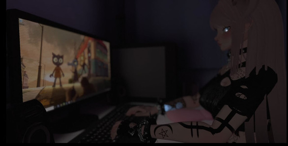 La ragazza timida si scopa la figa con il nuovo giocattolo che ha preso per posta VRChat