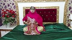 Το πιο όμορφο σεξ ώριμης νύφης Χίντι με δονητή