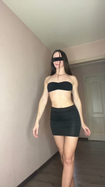 aesthetic goth girl