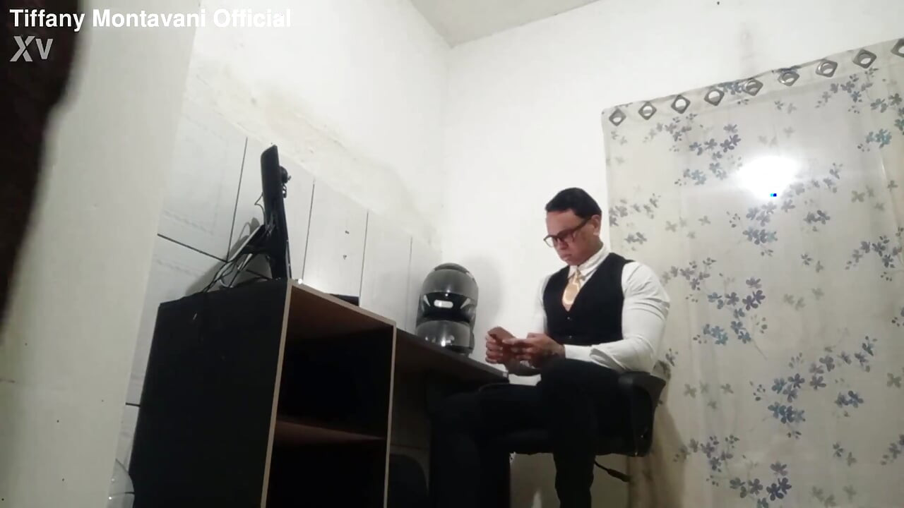 Tiffany Montavani Submissive to the Boss