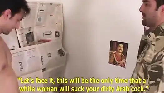 Seksi sarışın bebek yarak emiyor ve döllenmeden önce amını yalatıyor