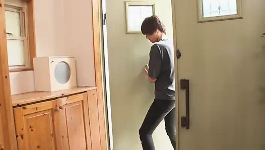 Seducing by Flashing Pussy Manami Kato Ema