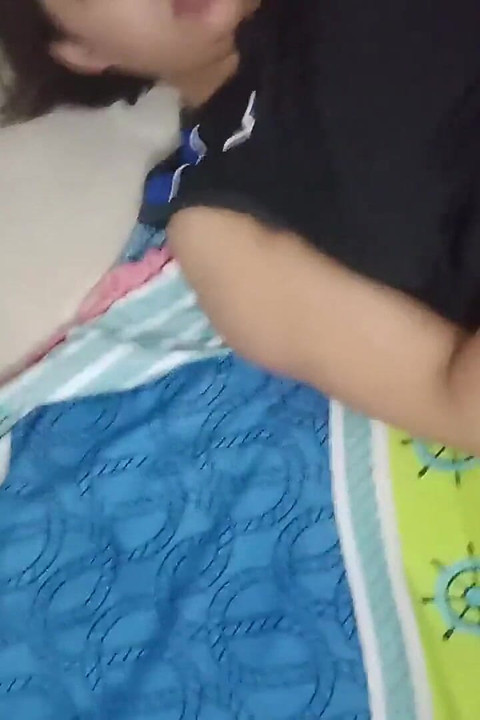 18 year old brunette big saggy tits from New York United States fucking her stepbrother's big dick ame