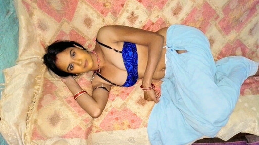 Devar ji aaram se New padosan bhabhi ki chudayi hot sexy indian new padosan bhabhi ko upar baitha kar choda or khub maje kiye