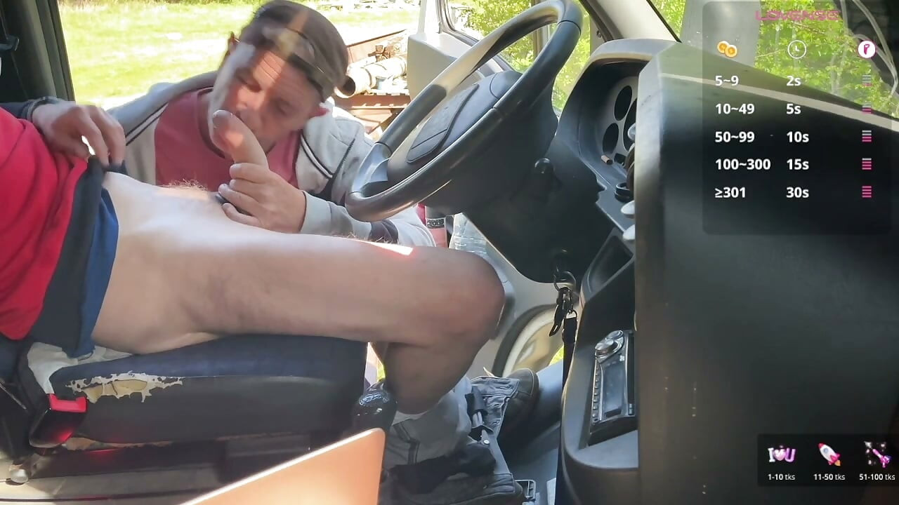 Popodnevna zabava u kamionu postaje intenzivna