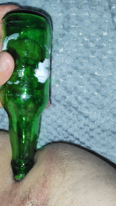 Bottle in my ass !!