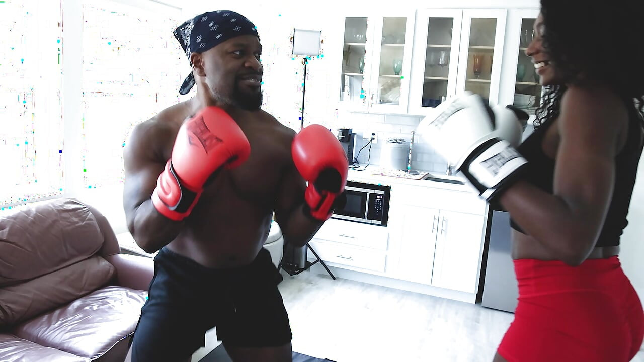 Paris Love Vs Doc Chocolate-boxing Match