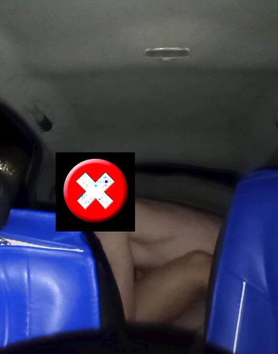 Najlepszy seks w samochodzie i pada na zewnątrz!