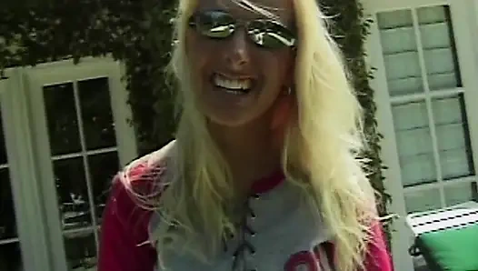 Interracial Sorority Bash - Wilde Studentinnenparty