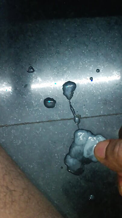 Aaj Main Ghar mein Akela hun.. XXX video