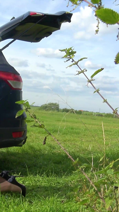 Milf beauty Julia North prefers anal creampie | Behind the scenes