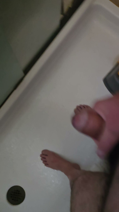 Was horny so jumped in shower and did a quick jerk