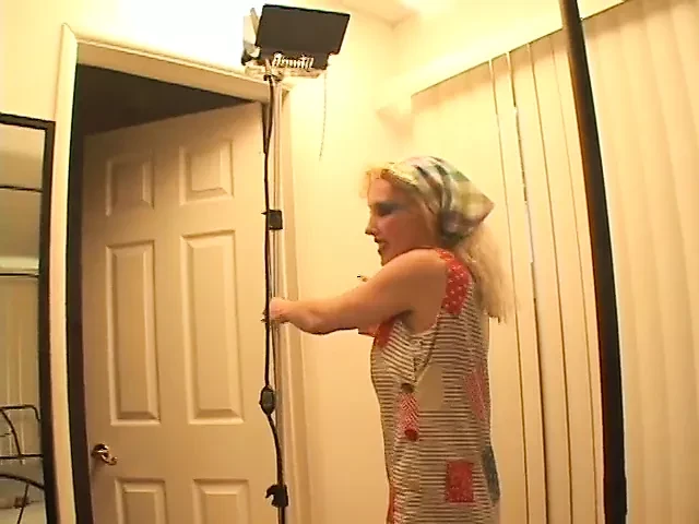 Nasty blonde mature hotties carpet munching and rimming
