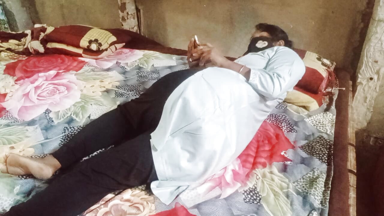 하드코어 섹스하는 인도 여대생