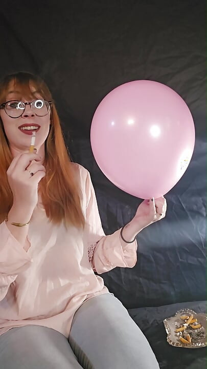 Smoking Fetish and Balloons - How much smoke is in my lungs?