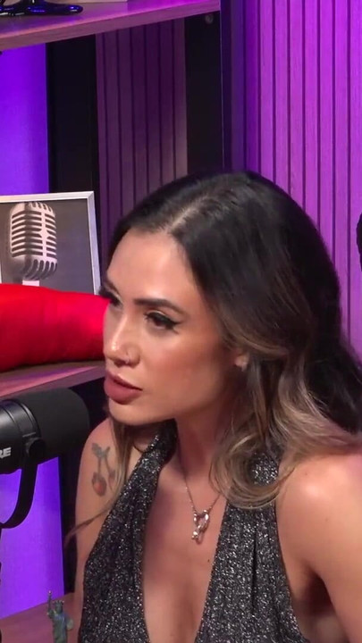 Nezaboravan trenutak iz "Podcast Completo com Rafaela Lima"