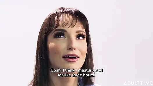 Lexi luna hatte eine freche sextoyparty!