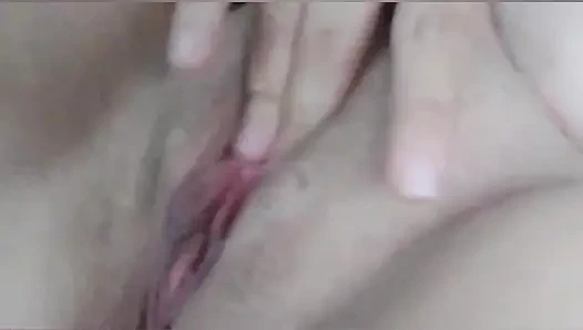 Muschi-masturbation, abschluss maja mädchen ungarn