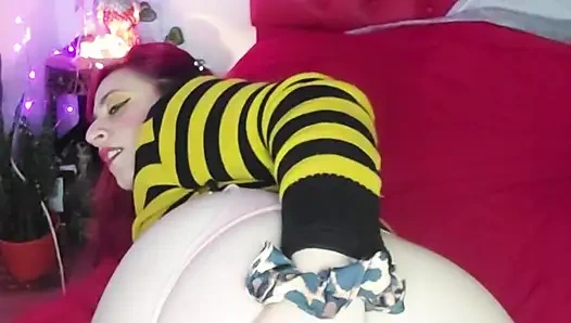 Temanmu yang manipulatif meyakinkanmu dengan seks untuk mengerjakan pekerjaan rumahnya! Hitung Mundur JOI