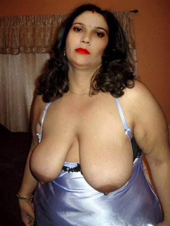 Big boobs baby aunty mirakpur vali