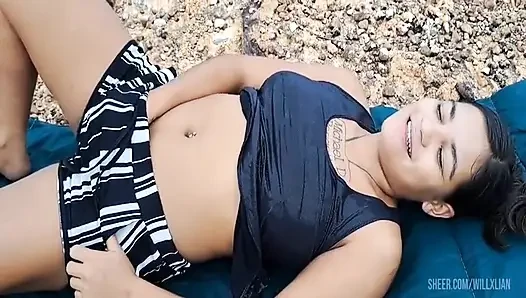 Perfect Ebony Menggunakan Penis Kakak Tiri Untuk Latihan Anal