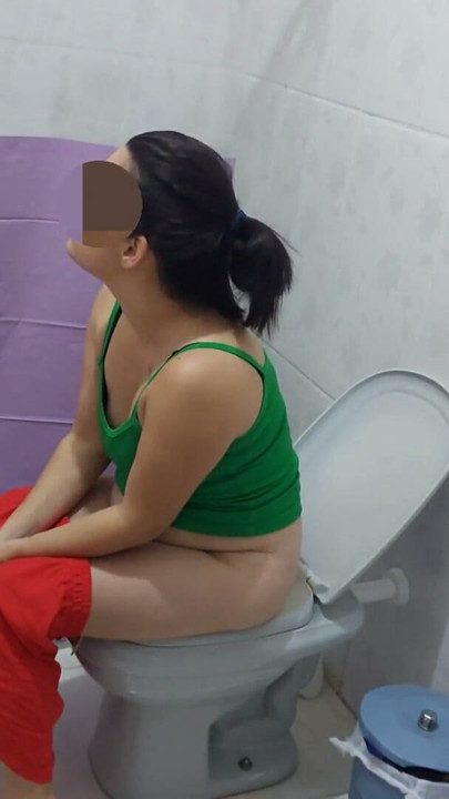Stepmother puts a curtain in the bathroom just to watch her stepson in the shower | Clip 1