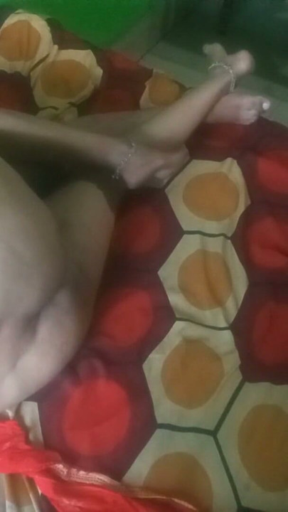 Desi aunty sexy aunty hotel room neud video viral big boobs big ass big local sex | Clip 1