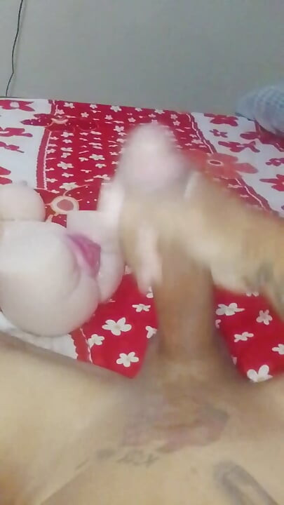 Gifted fucks aroused sex toy