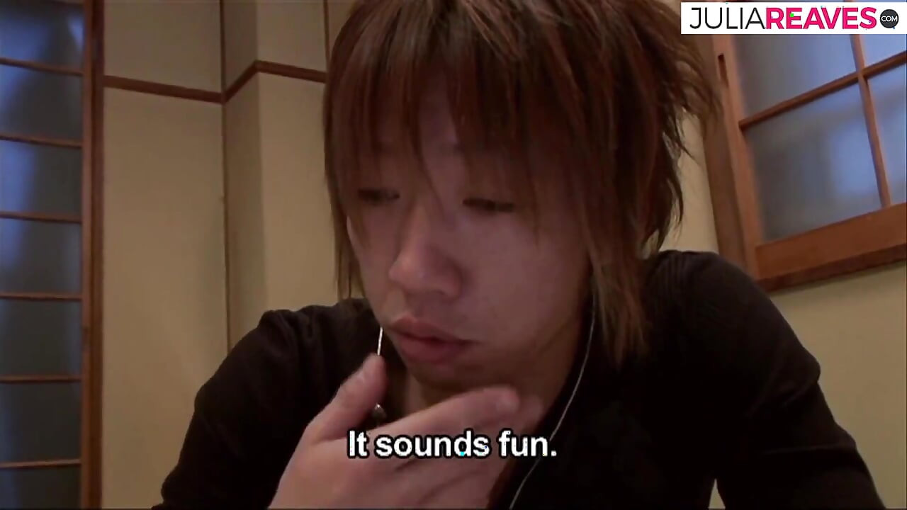 Hottie gets fingered then rides a massive cock to cumshot