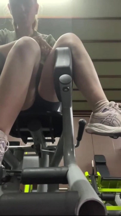 Public fucking in the gym jucielussie | Clip 1