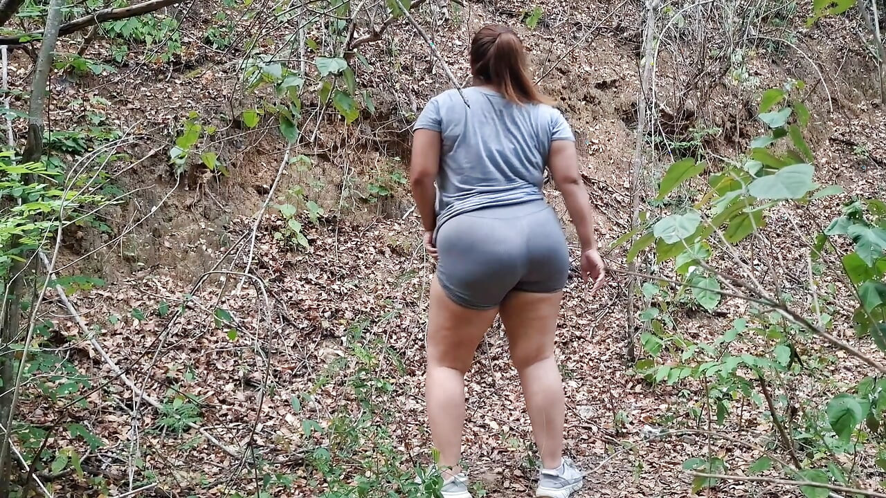 Bbw Latina's twerk in the woods