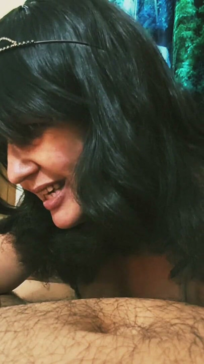 Nie wstydź się, jeśli jestem żonaty! Żona milf | Klip 1