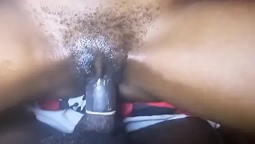 Mein stiefvater hat mich bitten, ihren saft, nasse tropfende muschi non-stop zu ficken, bis sie bettelt, damit abzuhören