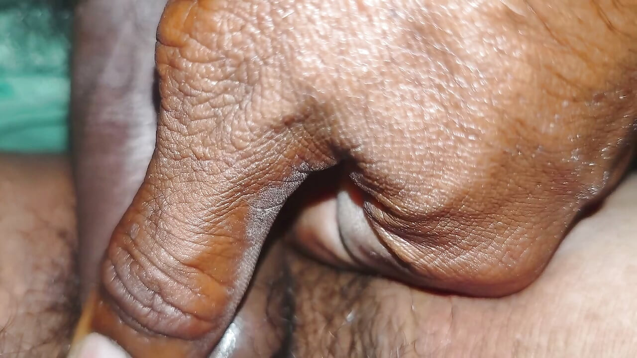 Gujju bhabhi ne devar ke sath rat me chut chudai ki part 4