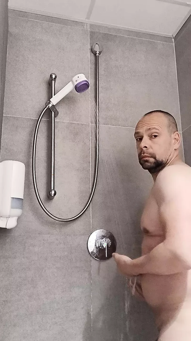 Ejaculation and swallowing of my in the shower