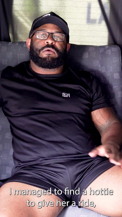 Big Clit Muscle MILF Picked up for Fist Fucking