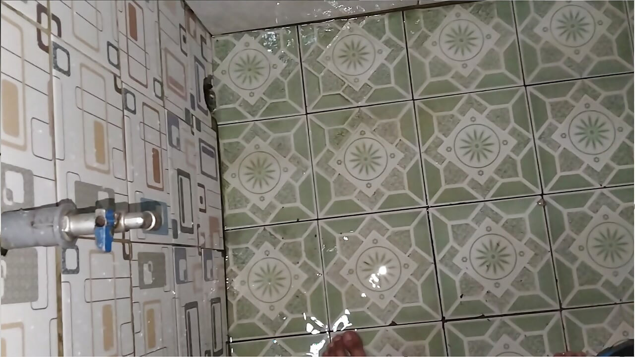 Young man who tried to pee in public almost got caught