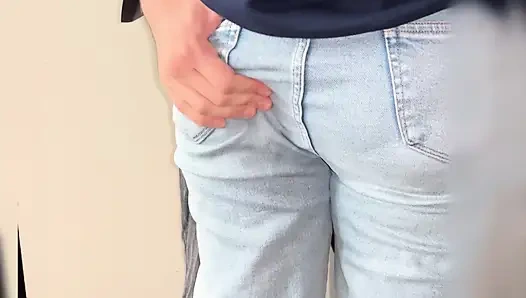 Heiße mitschülerin an der universität mit riesigem arsch - echt selbstgedreht - muschi lecken & tiefer blowjob an meinem platz